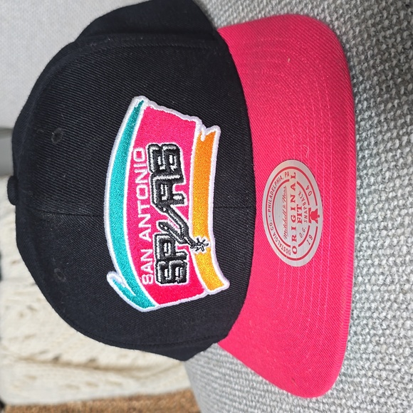 Mitchell & Ness Black and Pink Baseball Cap - Picture 2 of 6